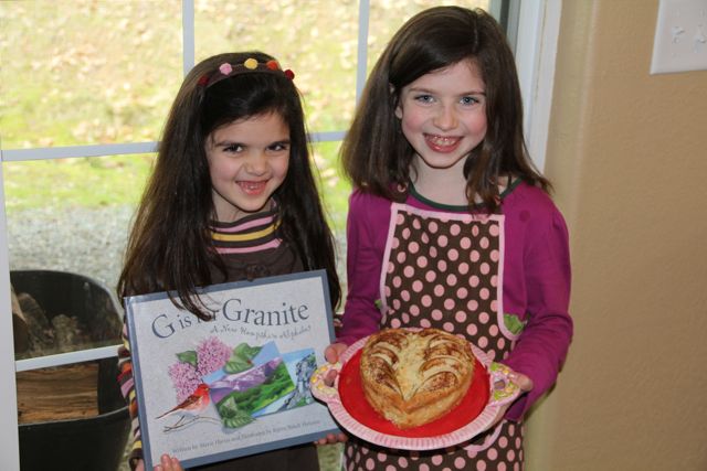 State-by-State Baking :: New Hampshire Apple Tea Cake