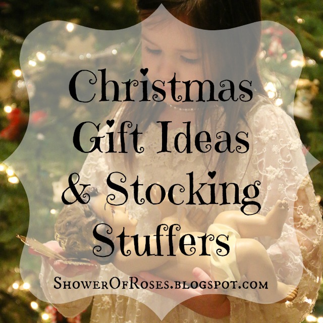 Christmas Gift Ideas {Plus a Sleighful of Giveaways}