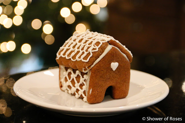 Gingerbread House Cookies