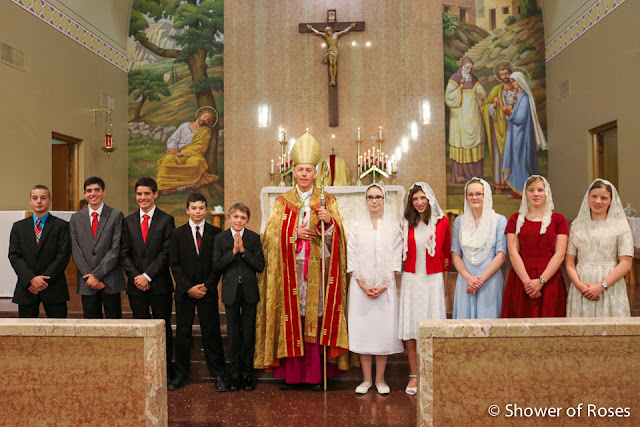 Soldiers of Christ :: The Sacrament of Confirmation in the Extraordinary Form