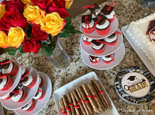 Graduation Cap Cupcakes