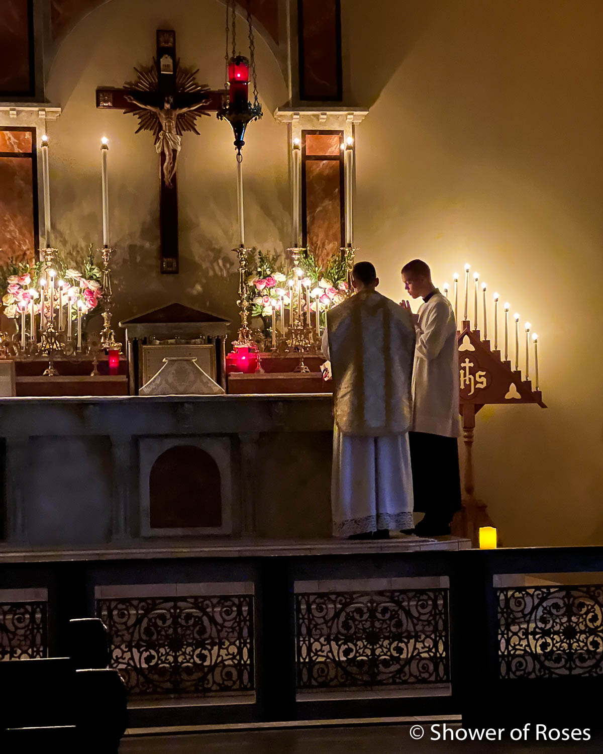 Rorate Caeli Mass in Honor of Our Lady - Shower of Roses Blog